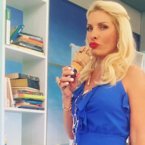 Ελένη Μενεγάκη: Τι φόρεσε στην εκπομπή της Τετάρτης