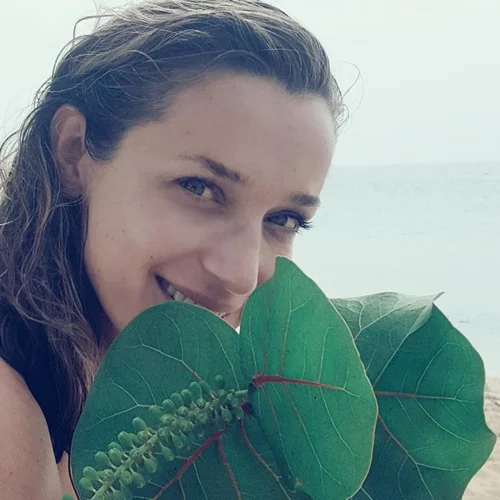 Κάτια Ζυγούλη | Η πρώτη εμφάνιση με μαγιό στην παραλία