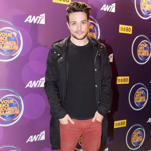 Άρης Μακρής: Η πρώτη δημόσια εμφάνιση με το κορίτσι του