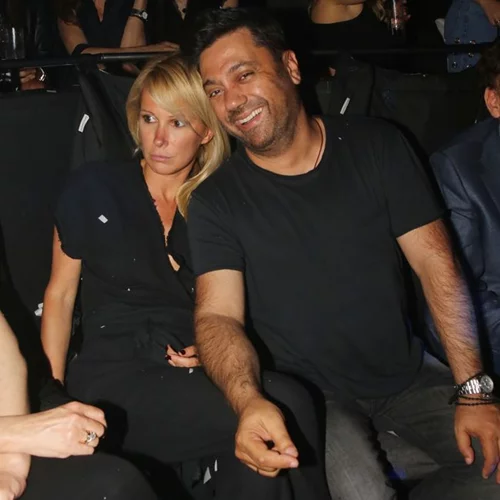 Γιώργος Θεοφάνους: Σπάνια βραδινή έξοδος με τη σύζυγό του