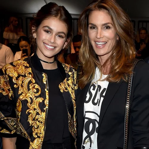 Cindy Crawford: Η κόρη της Kaia έγινε 16 ετών!