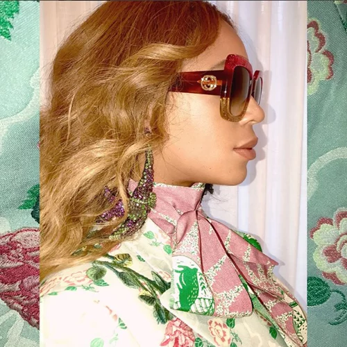 Beyonce: Φοράει το πιο εντυπωσιακό outfit της σεζόν!