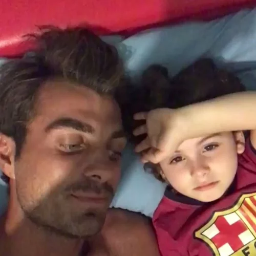 Survivor: Ο γιος του Στέλιου Χανταμπάκη στηρίζει τους Μαχητές