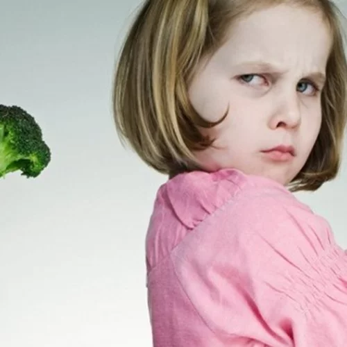 6 φαγητά της μαμάς που σιχαινόσουν σαν παιδί – και τώρα τα λατρεύεις