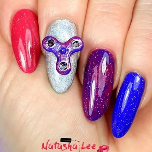 Fidget Spinner: Το νέο κόλλημα τώρα και στα νύχια!