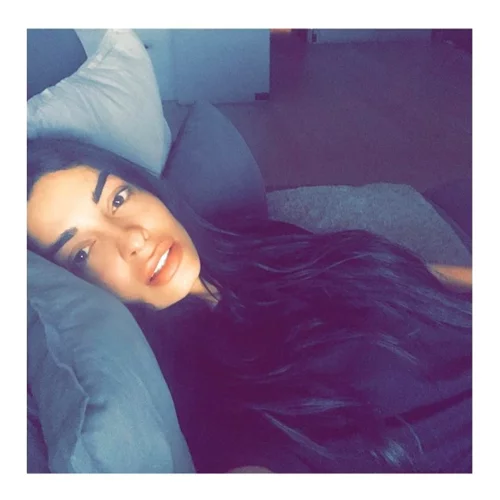 Ελένη Φουρέιρα: Εντυπωσιακή εμφάνιση σε νυχτερινό κέντρο