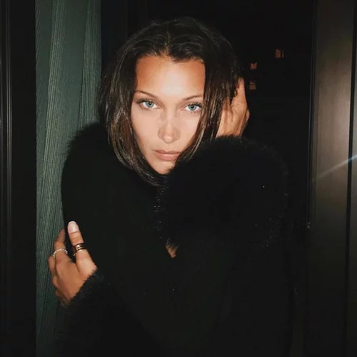 Bella Hadid: Το αστείο ατύχημα της στη βραδινή της έξοδο