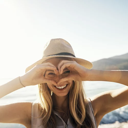 Πώς θα αγαπήσω τον εαυτό μου; Τα σημάδια που δείχνουν ότι ΟΝΤΩΣ το κάνεις