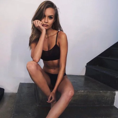 Μάθαμε τι ακριβώς τρώει ένας «άγγελος» της Victoria's Secret μέσα σε 1 μέρα