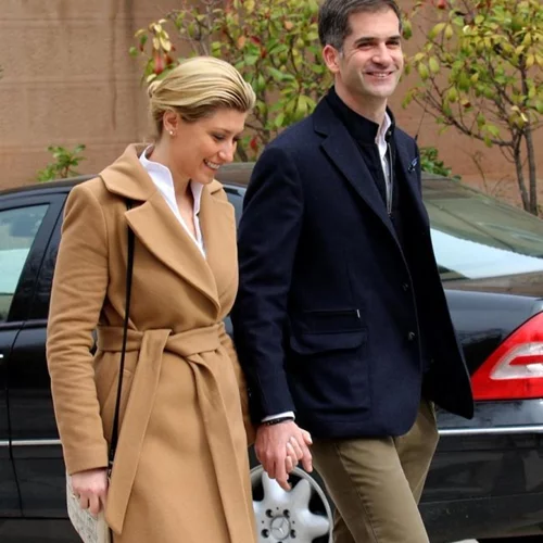 Σία Κοσιώνη - Κώστας Μπακογιάννης: Αναβάλλεται ο γάμος τους! Τι συνέβη;