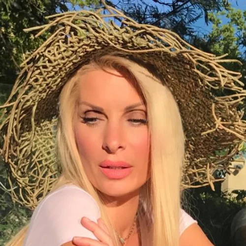 Ελένη Μενεγάκη: Η νέα φωτογραφία με τον Μάκη Παντζόπουλο και την μικρή Μαρίνα