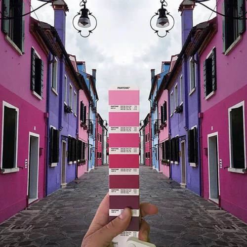 Ένας ιταλός γραφίστας βρίσκει χρώματα της Pantone σε τοπία και πόλεις και μας ταξιδεύει
