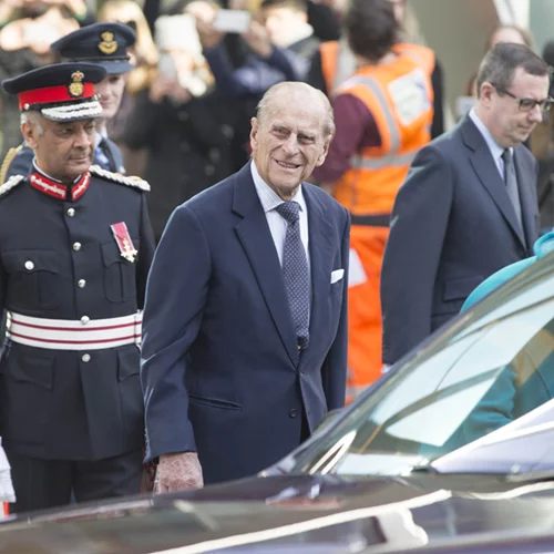 Η έκτακτη σύσκεψη στο Buckingham και οι φήμες για το θάνατο του πρίγκιπα Φιλίππου