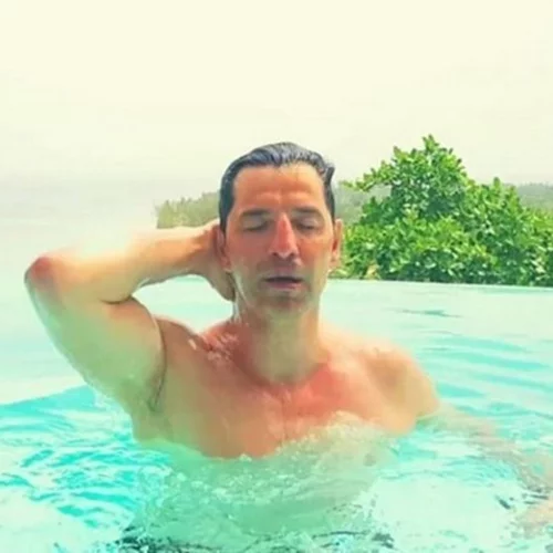 Survivor: Ο Σάκης Ρουβάς συναντά τον Σάκη Τανιμανίδη σε σκάφος και το video γίνεται viral