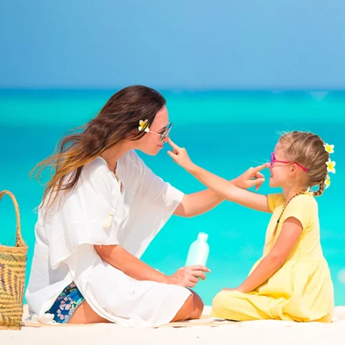 Τα καλύτερα παιδικά αντηλιακά του καλοκαιριού