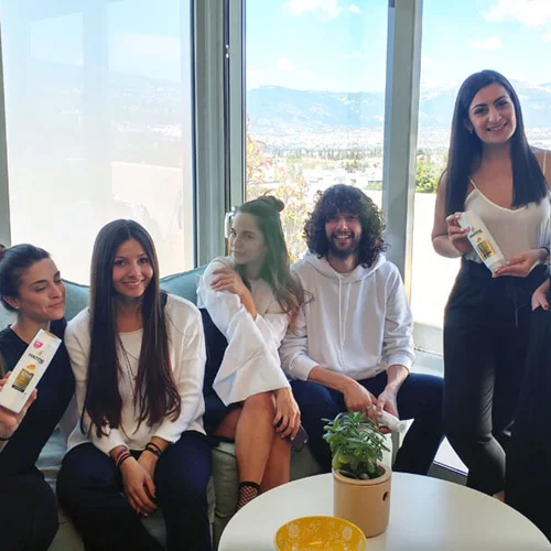 The Hair Blog Project by Pantene: Όσα έγιναν στην 1η δοκιμασία με θέμα το Half Updo!