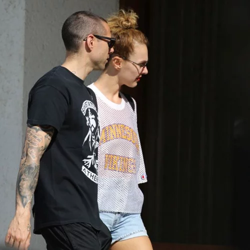 Τάμτα - Πάρις Κασιδόκωστας: Χαλαρή βόλτα στην Γλυφάδα