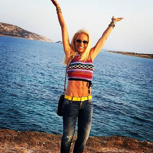 Η Ελένη Τσαβαλιά κάνει Yoga και ξετρελαίνει το Instagram