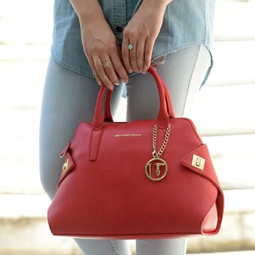 Αυτές είναι οι μόνες τσάντες που χρειάζεσαι φέτος το καλοκαίρι