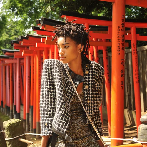 Willow Smith: Η κόρη του Will Smith στο μαγευτικό Τόκυο για τον οίκο Chanel (βίντεο)