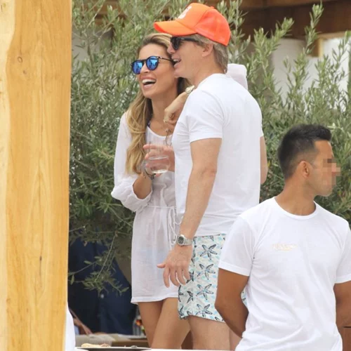 Μαριέττα Χρουσαλά: Στη Μύκονο μαζί με τον Λέοντα Πατίτσα και τα παιδιά τους