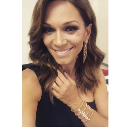 Έλλη Κοκκίνου: «Μπορώ να κάνω μήνυση και αγωγή. Με ποιο δικαίωμα δημοσιοποιεί προσωπικά μου δεδομένα;»