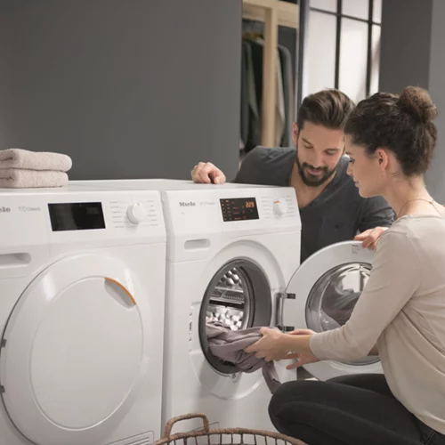 Έτσι θα καταφέρεις να φροντίσεις σωστά τα ρούχα σου!