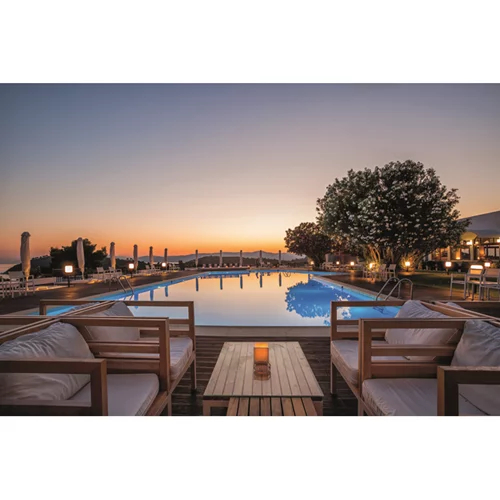 Απόλαυσε την απόδραση σου στο Skiathos Palace σε τιμή έκπληξη!