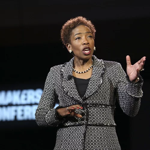 Η πολυβραβευμένη ομιλήτρια από τη Morgan Stanley και τη Wall Street, στο stage της Linkage Greece στην Αθήνα!