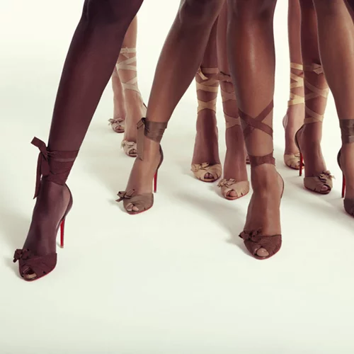 Christian Louboutin: Δες τη νέα σειρά του από ψηλά σανδάλια σε 7 nude αποχρώσεις