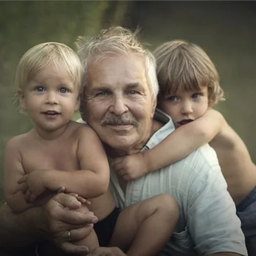 Πώς να εκπαιδεύσεις τους παππούδες για να μη σου … «χαλάσουν» το παιδί