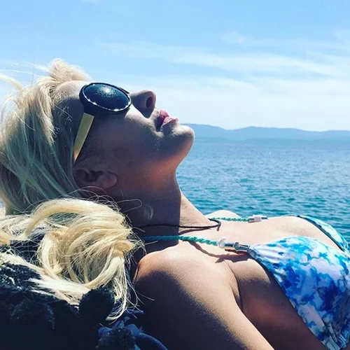 Ελένη Μενεγάκη: Η νέα φωτογραφία με την κόρη της στα Άχλα