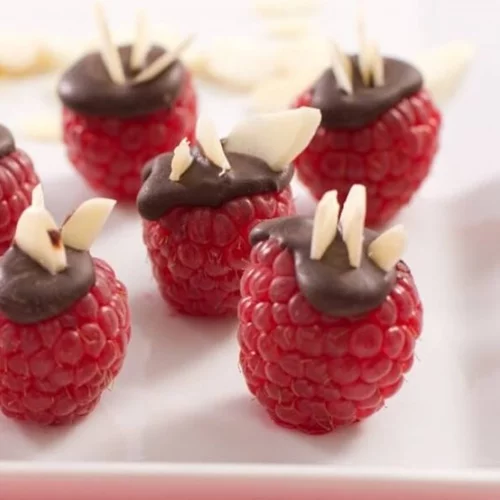 5 σνακ με λίγες θερμίδες που νικούν ΟΛΕΣ τις λιγούρες!