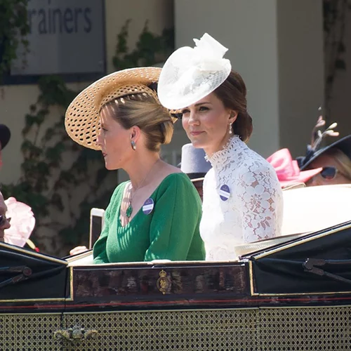 Royal Ascot 2017: Τα εντυπωσιακά καπέλα που έκλεψαν την παράσταση