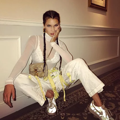 Bella Hadid: Ντύθηκε σαν Γαλλίδα και μας άρεσε πολύ