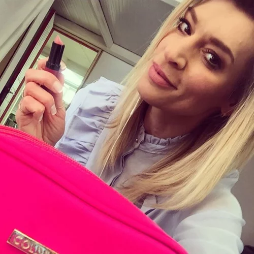 Ζέτα Δούκα - Μιχάλης Χατζαντωνάς: Η πρώτη φωτογραφία από την βάπτιση της κόρης τους