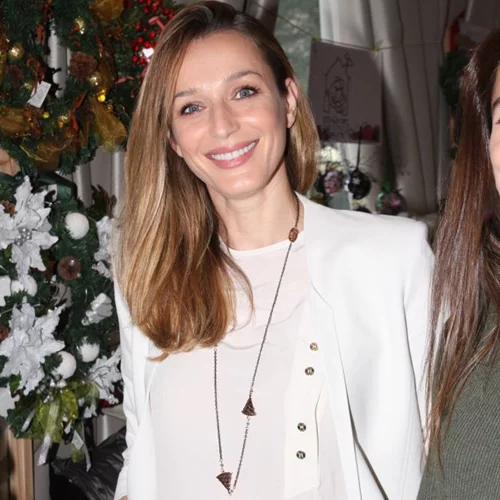 Κάτια Ζυγούλη: Όλες οι λεπτομέρειες του look της στην συνάντηση με τον Αρχιεπίσκοπο Ιερώνυμο