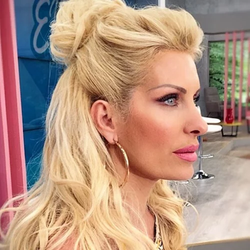 Ελένη Μενεγάκη: Τι φόρεσε στην εκπομπή της Παρασκευής