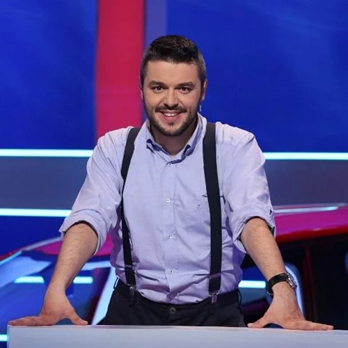 Πέτρος Πολυχρονίδης: Σε σπάνια δημόσια εμφάνιση με την σύντροφό του