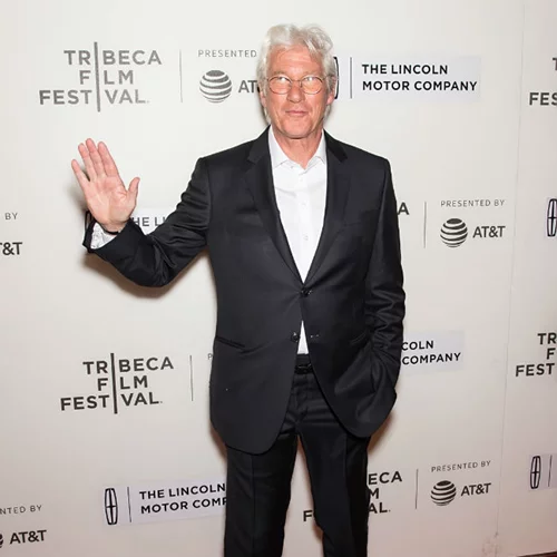 Richard Gere: Αυτή είναι η κατά 33 χρόνια νεότερη σύντροφός του