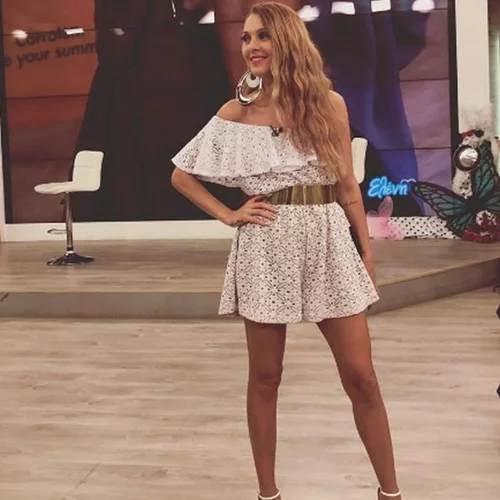 Τάμτα: Η εντυπωσιακή φωτογραφία με την Έλενα Παπαρίζου