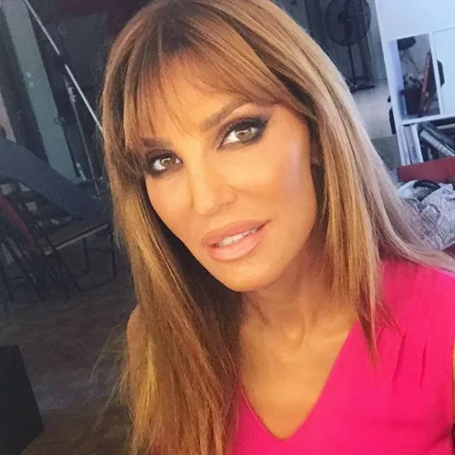 Βίκυ Χατζηβασιλείου: Πρώτο μπάνιο μετά το ατύχημα