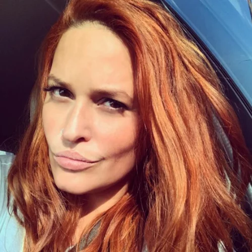 Σίσσυ Χρηστίδου: Με κόκκινο ολόσωμο βάζει "φωτιά" στο Instagram