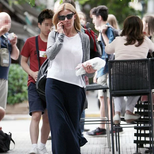 Ζέτα Μακρυπούλια: Χαλαρή βόλτα στο Κολωνάκι