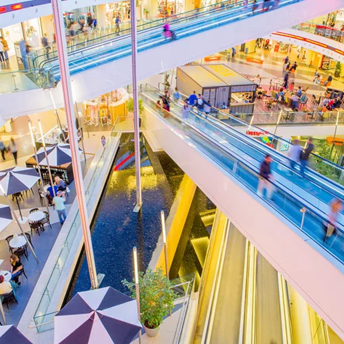 Κύμα Εκπτώσεων και Εκπλήξεων στο River West!