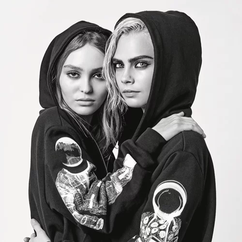 Lily Rose Depp - Cara Delevingne: Μαζί στη νέα καμπάνια Chanel