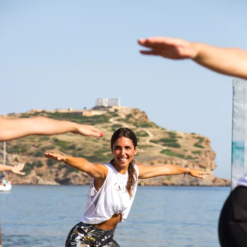 Oysho Surf's Up | Όλα όσα συνέβησαν στο πρωτοποριακό event που φέρνει το surf στη στεριά