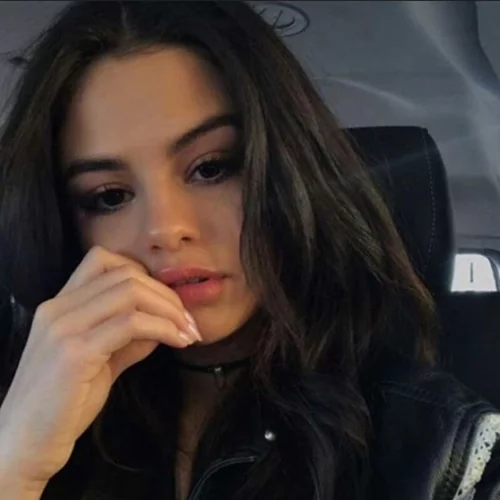 Selena Gomez: Χωρίς ίχνος μακιγιάζ στις διακοπές της