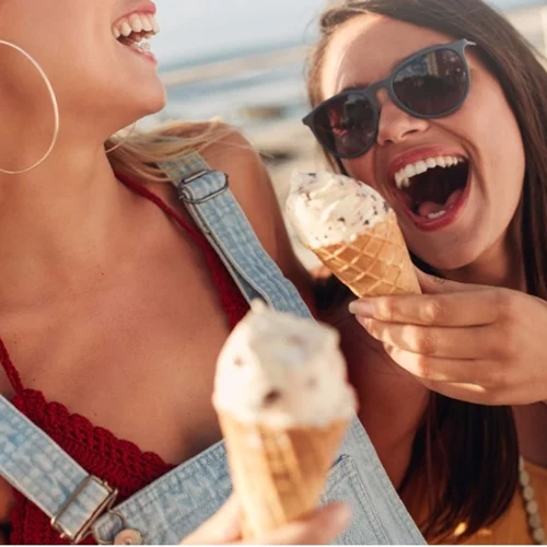 Διατροφή στον καύσωνα | Ποιες τροφές πρέπει να αποφεύγεις και ποιες να προτιμάς;