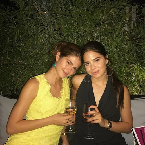 Πέτρος Κωστόπουλος - Τζένη Μπαλατσινού: Και πάλι μαζί για την αποφοίτηση της κόρης τους